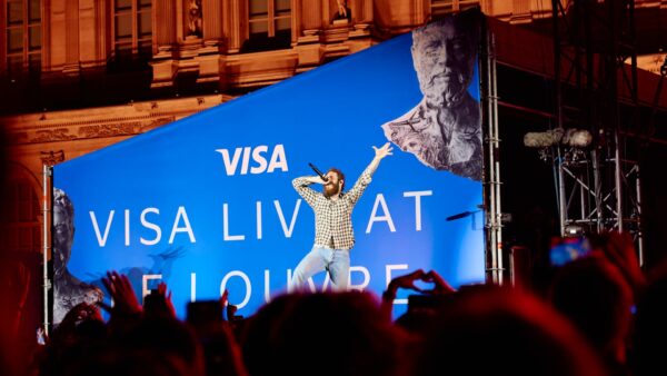 Visa - Live at le Louvre case study